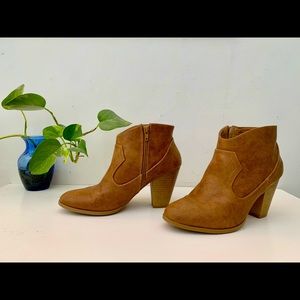 Charlotte Russe Tan Booties, Size 9